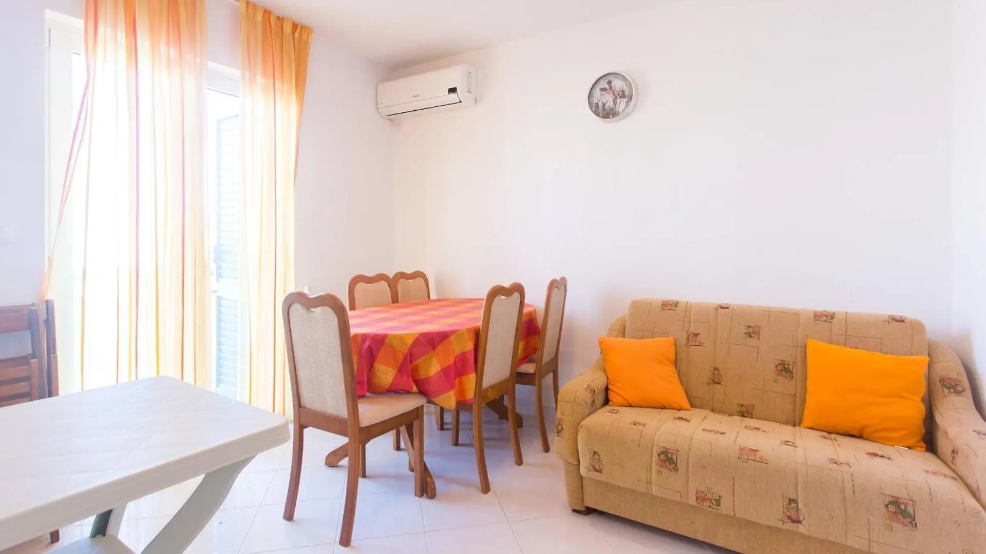 Apartments Betanija Trogir