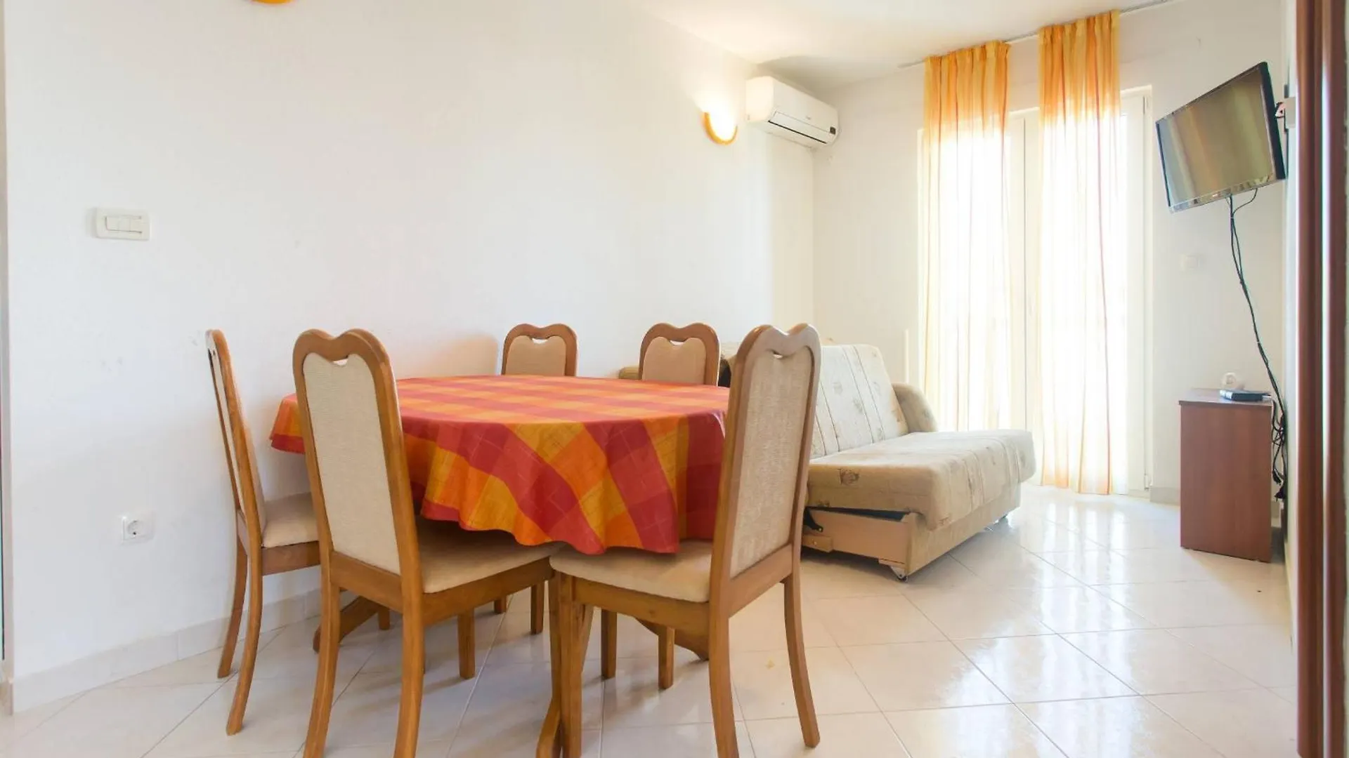 Apartments Betanija Trogir 0*,