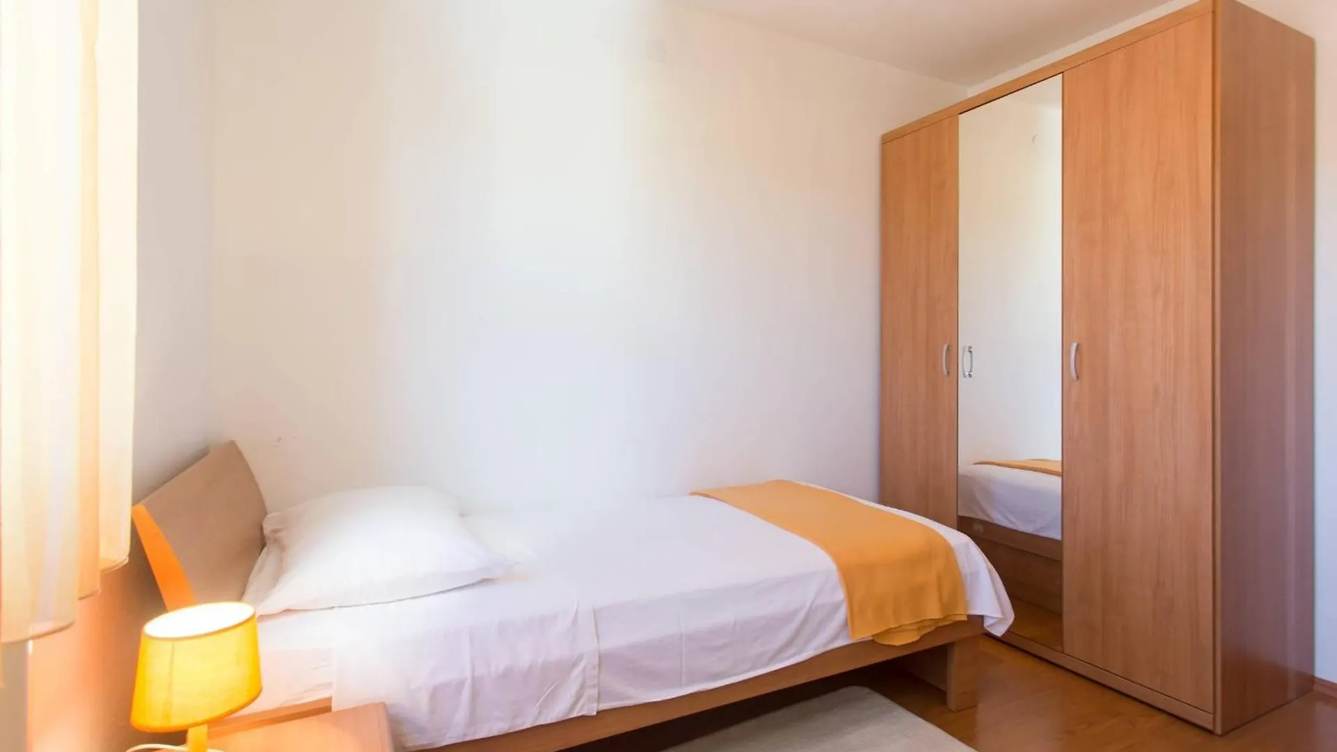 Apartments Betanija Τρογκίρ